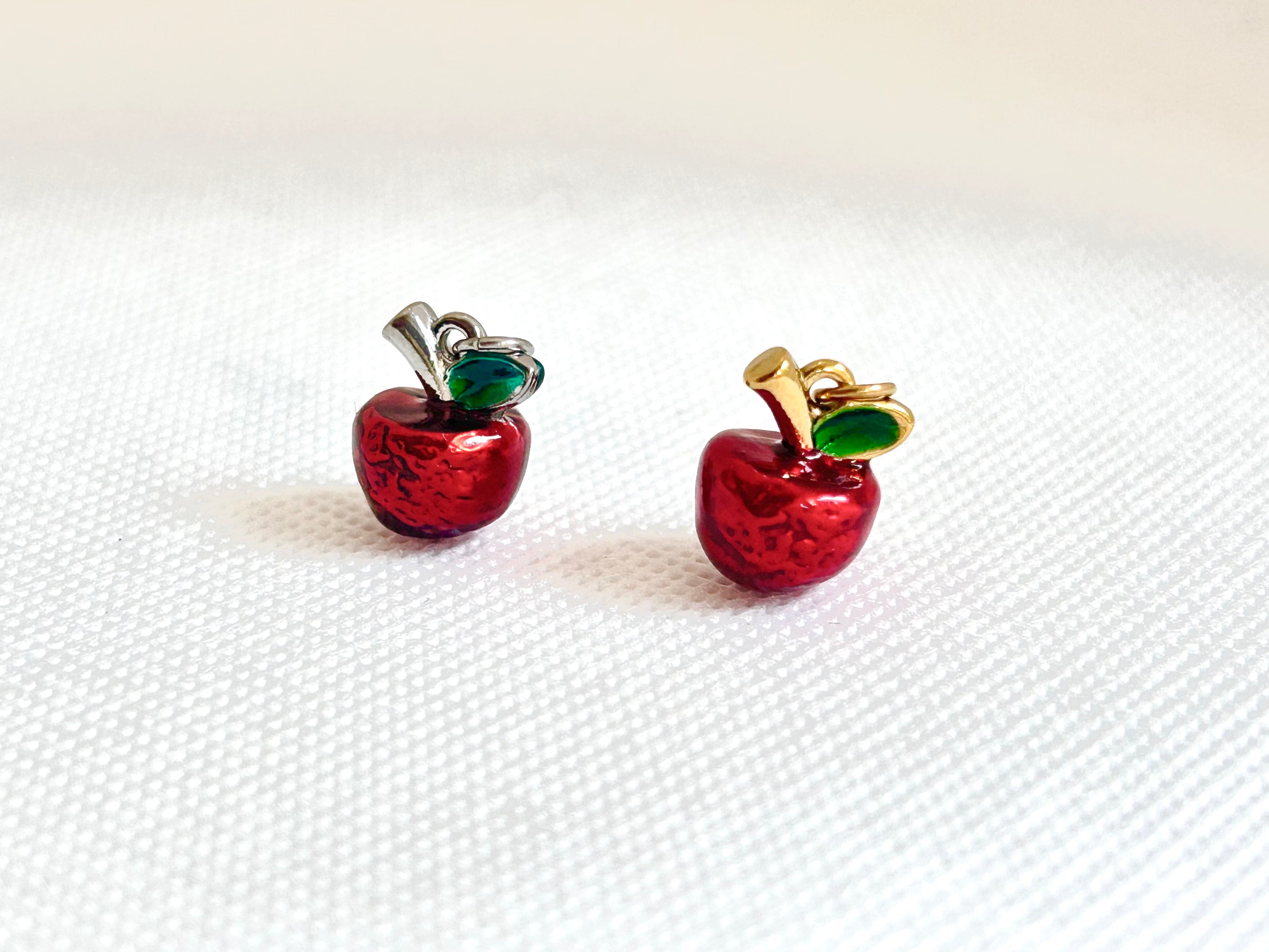 Apple Charm