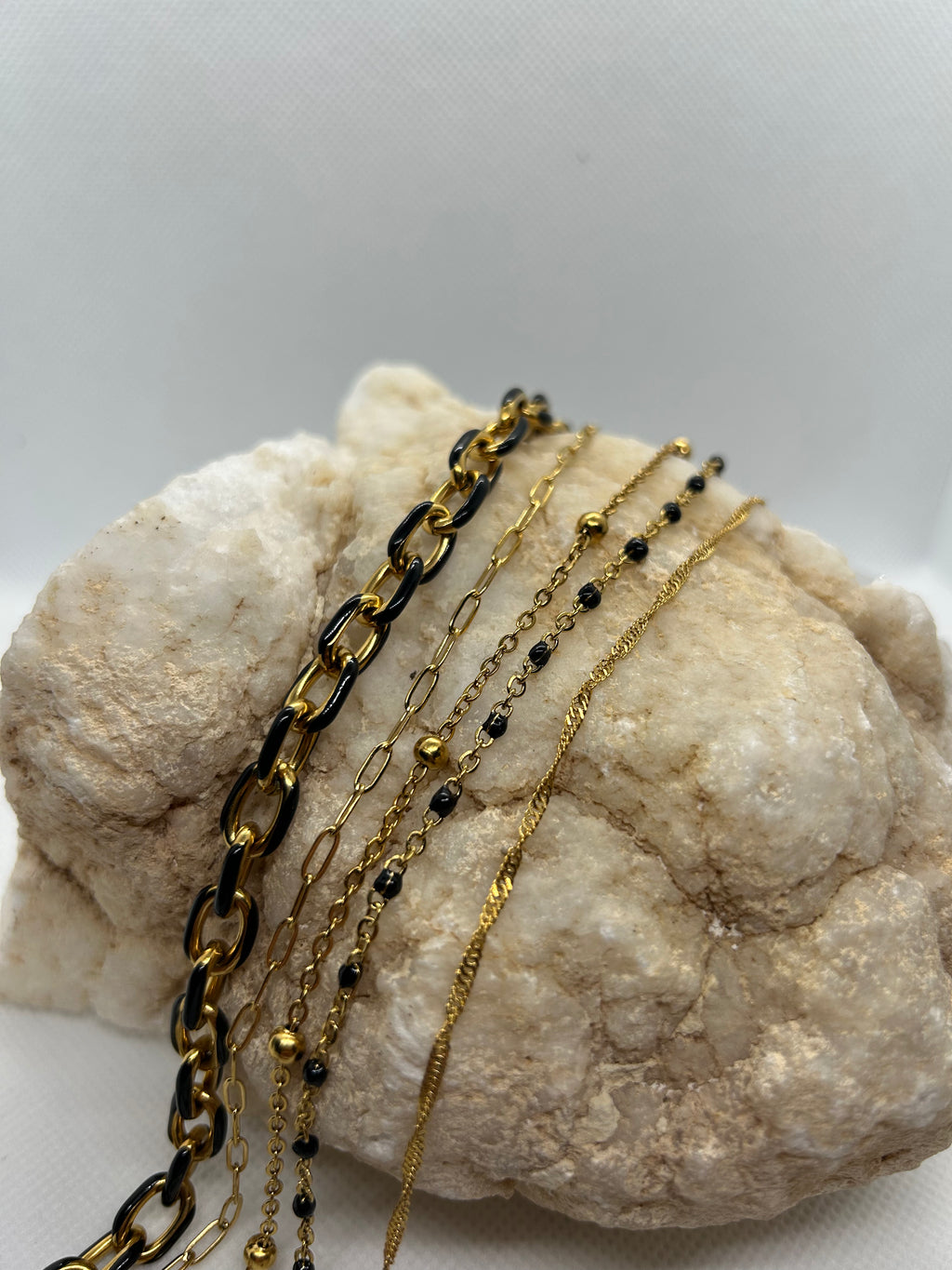 Black N' Bold Chain Collection